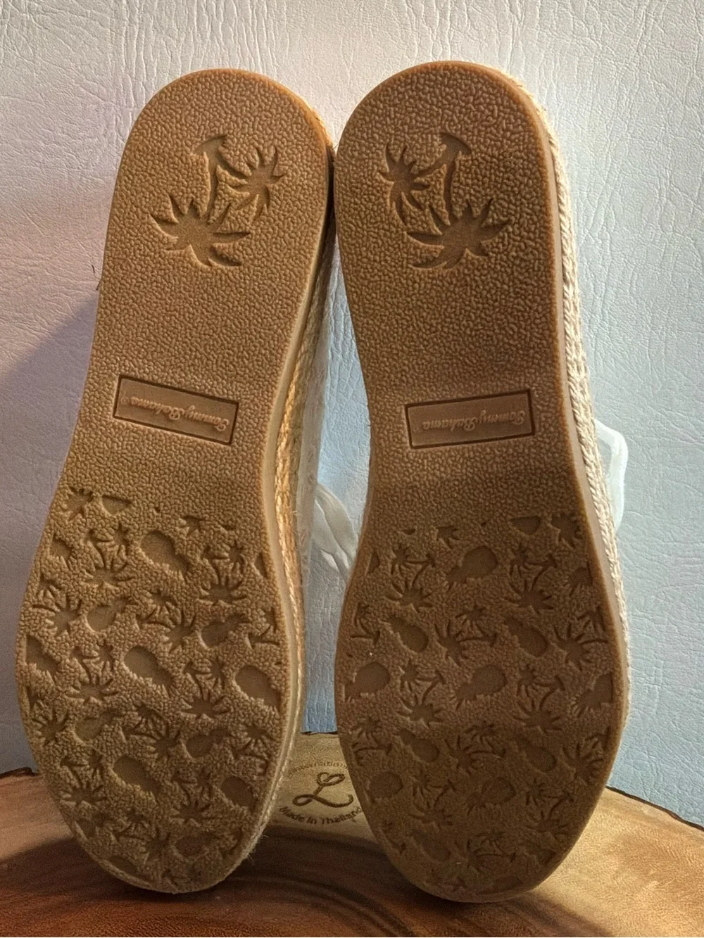 Tommy Bahama beautiful tommy